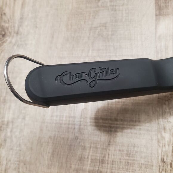 Char-Griller 8672 Outdoor Grilling Tool Large Cut Barbecue Spatula with Hook BBQ - Picture 3 of 6